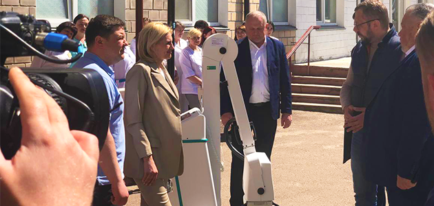 ASBIS donated new mobile X-ray equipment to Chernihiv’s regional hospital